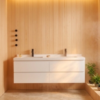 Ensemble de meubles de salle de bain modernes avec lavabo en céramique et caractéristiques résistantes à l'eau