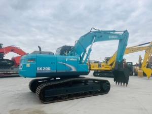รถขุด Kobelco SK200 มือสองของแท้ ขายดี คุณภาพดี ระบบไฮดรอลิกแข็งแกร่ง พร้อมใช้งาน - Product Image 2