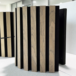 Campioni gratuiti di <span class=keywords><strong>vendita</strong></span> di legno impiallacciatura MDF Wave Board parete decorativo flessibile curvo pannello acustico per angolo rotondo - Product Image 3