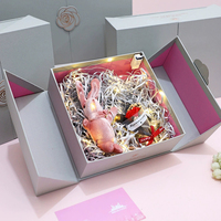 Scatola Regalo Riutilizzabile Personalizzata per Sciarpa in Seta, Confezione di Lusso in Cartone Grigio con Coperchio Magnetico