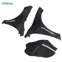 Ailes de voiture en fibre de carbone AT pour Mercedes-Benz CLA 118 2020+ Kits de carrosserie aérodynamiques Pièces automobiles Accessoires de voiture