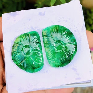 Piedra preciosa de cristal verde esmeralda natural hecha a mano tallada en forma ovalada, par de joyas especiales, producto a granel con altura de 6mm - Product Image 1