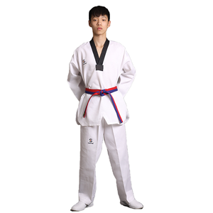 Uniforme de <span class=keywords><strong>Taekwondo</strong></span> de haute qualité et durable WTF Corée Dobok en tissu unisexe pour l'entraînement aux arts martiaux, équipement sportif pas cher - Product Image 5