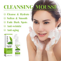 OEM/ODM EELHOE Nettoyant pour le visage au thé vert biologique Parfum floral Mousse de contrôle de l'huile rafraîchissante Avantages anti-âge pour toutes les peaux