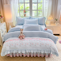 Housse de couette et couvre-lit en velours à volants brodés bleu ciel, style français romantique, utilisable en toutes saisons pour la maison ou l'hôtel