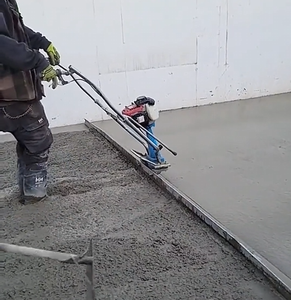 OEM mesin Levelling getar spandeks beton jalan 1-1. 6M meratakan semen daya bensin - Product Image 4