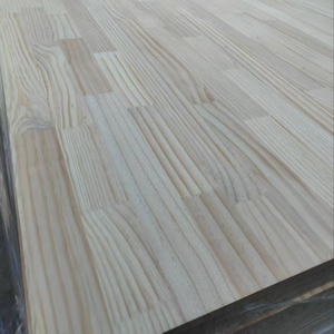 Fabrication de panneaux de bois de pin de haute qualité, panneaux de bois massif, panneaux de pin radiata, panneaux assemblés par rainurage - Product Image 1