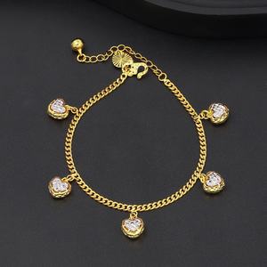 JXX Nuevo Brazalete de Latón Chapado en Oro de 24K de Alta Calidad con Dijes de Corazón, Brazalete con Dijes a la Moda - Product Image 4