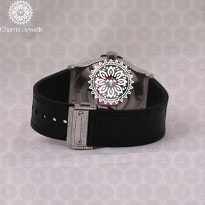 Montre en moissanite de qualité export avec bracelet en caoutchouc, acier inoxydable durable pour usage quotidien, disponible au prix de gros - Product Image 4