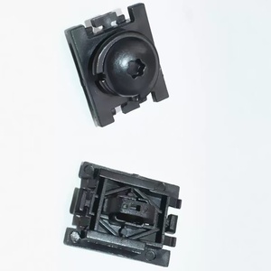 Applicable aux <span class=keywords><strong>Peugeot</strong></span> 307, <span class=keywords><strong>308</strong></span>, 408; Citroën C-Quatre, C-Triomphe Fender <span class=keywords><strong>Clips</strong></span> et Fender Fasteners 7840L6 7840L7 - Product Image 4