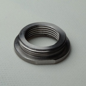 Écrou d'interface en acier inoxydable 304, pièces de fabrication personnalisables pour le drainage d'aquariums et la connexion de tours d'eau - Product Image 1