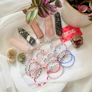 Bracelet personnalisé avec lettre et nom, bijoux en perles avec image de mot, pour femmes, filles, maman - Product Image 5