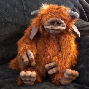 Personalizado 20CM sentado laberinto Ludo bebé peluche rojo Big-moused monstruo peluche juguete para regalo - Product Image 2