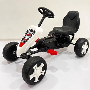 รถปั่นเท้าสำหรับเด็กอายุ 3-8 ปี รถโกคาร์ทคลาสสิกสำหรับเล่นกลางแจ้ง พร้อมคันเหยียบและคันเบรก - Product Image 1