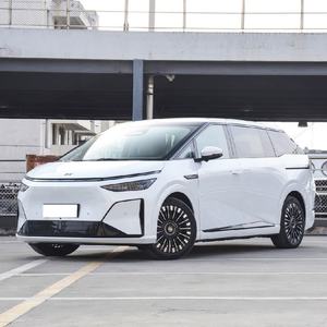 Nuevo Minibús Eléctrico Xpeng X9, 7 Asientos, 650 km de Autonomía, UltraSe 94.8 kWh, 2026 - Product Image 1