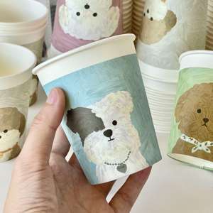 แก้วกาแฟกระดาษแบบใช้ครั้งเดียวขนาด 10 ออนซ์ จากเซียะเหมิน ลายสุนัขเพ้นท์สีน้ำมัน  แบบหนาและแข็งแรง เหมาะสำหรับงานเทศกาลและใช้เสิร์ฟแขก - Product Image 4