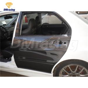 ประตูหลังคาร์บอนไฟเบอร์สไตล์ OEM สำหรับมิตซูบิชิ แลนเซอร์ อีโวลูชั่น <span class=keywords><strong>EVO</strong></span> 8 <span class=keywords><strong>9</strong></span> ปี 2003-2007 - Product Image 3