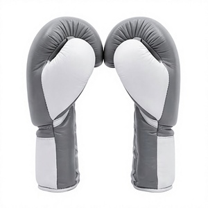 Gants de boxe gris avec logo personnalisé, en cuir PU de qualité supérieure, pour l'entraînement, le sparring et les combats professionnels - Product Image 3