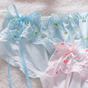 Set di Biancheria Intima Coordinata per Coppie con Motivo a Tulipani, Boxer da Uomo e Slip con Laccetti Laterali da Donna in Seta Ghiaccio, Regalo di San Valentino - Product Image 5