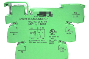 Nuovo originale 2 nuovi morsettiera Plc-bsc-24dc-21-21 Plcbsc24dc2121 Controller di programmazione Plc - Product Image 2