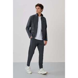 Conjunto Deportivo Air Jones Carlos para Hombre, Corte Estándar, Color Antracita Melange - Ropa Deportiva Cómoda de Poliéster, Viscosa y Elastano - Product Image 1