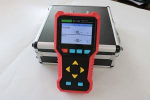 Termômetro Digital de Referência com Display TFT ET3146A, Classificação IP43, Calibração Industrial, Comunicação Tipo C, OEM/ODM - Product Image 3