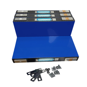 แบตเตอรี่ลิเธียมไอออนทรงปริซึม NCM 3.7v 93AH ความจุสูงสำหรับรถยนต์ 3.2v - Product Image 1