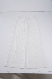 Pantalon décontracté en maille unie pour femme avec détails en dentelle et taille élastique à cordon de serrage, idéal pour les tenues de villégiature - Product Image 2