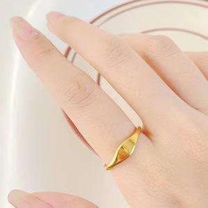 批发简约素色戒指，简约时尚情侣款不锈钢戒指，男女款 - Product Image 5
