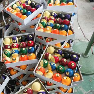 ชุดลูกสนุ๊กเกอร์ทำจากเรซินฟีนอลิกขนาด57.2มม. พร้อมกล่องบรรจุภัณฑ์ฟอร์ดใส่โลโก้ได้ตามต้องการ - Product Image 3