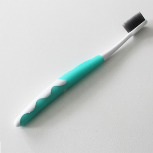 Cepillo de dientes Unisource de carbón de bambú con cerdas suaves, cepillo de dientes manual para adultos para limpiar los dientes - Product Image 3
