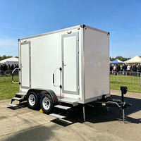 Remorque de toilettes mobiles élégante à 2 postes de 3,6 m/12 pi, norme américaine, pour événements extérieurs