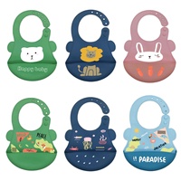 Logo personnalisable certifié ENVSI BSCI bavoirs pour bébé en silicone de qualité alimentaire, souples, imperméables et ajustables de haute qualité.