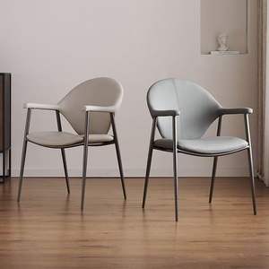 Sillas de Comedor de Diseño Nórdico Moderno en Cuero PU con Respaldo de Metal, Silla Portátil con Brazos para Sala de Estar, Hotel, Ocio, Económicas - Product Image 6