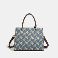 Sac à main vintage pour femme avec imprimé calèche, charme doré, bandoulière convertible, cuir PU pour les trajets quotidiens