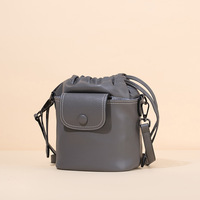 Nouveau sac hobo en cuir véritable, style sac seau à cordon, sac à bandoulière polyvalent pour femmes, pour un usage quotidien