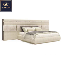 Italienisches Luxus-Stift Import Premium-Leinen Weinrot Echtbett modernes Villeninnenzimmer Doppelbett