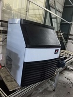 Machine à glaçons industrielle et commerciale de fabrication chinoise avec un bon service après-vente et une excellente qualité de fonctionnement