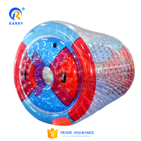 Haute qualité bas prix coloré PVC zorb eau rouleaux gonflable eau rouleau gonflable amusant rouleau jeux pour adultes et enfants
