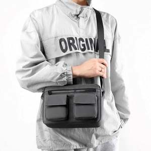 Échantillon gratuit Nouveau sac à bandoulière Sac à main multifonctionnel Imperméable Pu Sac à bandoulière simple tendance Sac pour homme - Product Image 3