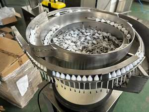 Machine <span class=keywords><strong>de</strong></span> <span class=keywords><strong>remplissage</strong></span> et <span class=keywords><strong>de</strong></span> bouchage <span class=keywords><strong>de</strong></span> flacons à bille <span class=keywords><strong>de</strong></span> 10 ml, automatique, à tête unique, haute <span class=keywords><strong>vitesse</strong></span>, manuelle, pour pâte, <span class=keywords><strong>seringue</strong></span> d'injection <span class=keywords><strong>de</strong></span> gel <span class=keywords><strong>de</strong></span> 5 à 110 ml - Product Image 4