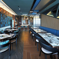 Ensemble de mobilier moderne pour hôtel et restaurant - Table à manger en marbre et chaise en cuir avec banquette bleue