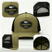 Casquette de baseball perforée 100% polyester, patch en nylon et caoutchouc, motif perforé au laser, visière légèrement incurvée