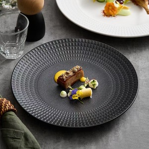 Assiettes et plats de service en céramique blanche mate et noire pour la <span class=keywords><strong>cuisine</strong></span>, les mariages, les restaurants, les dîners, les dîners d'appoint, les hôtels - Product Image 2