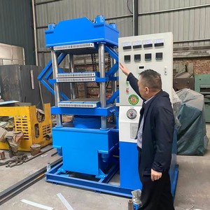 Machine à mousse de polyuréthane 15 kW avec contrôle PLC pour équipement électronique automobile - Product Image 1