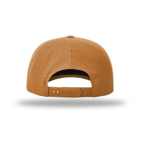 Casquette de golf respirante et imperméable de style Richardson 355 à 5 panneaux avec logo personnalisé, perforations laser et broderie