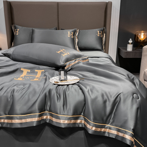 Couette légère en <span class=keywords><strong>satin</strong></span> de polyester hypoallergénique de luxe, ensemble de literie rafraîchissant pour l'été, <span class=keywords><strong>couvre</strong></span>-<span class=keywords><strong>lit</strong></span> - Product Image 2