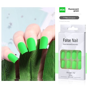 24 <span class=keywords><strong>faux</strong></span> ongles carrés moyens à presser - Ongles artificiels néon lumineux avec étui, <span class=keywords><strong>faux</strong></span> ongles de style européen pour DIY, salon, vente en gros - Product Image 6