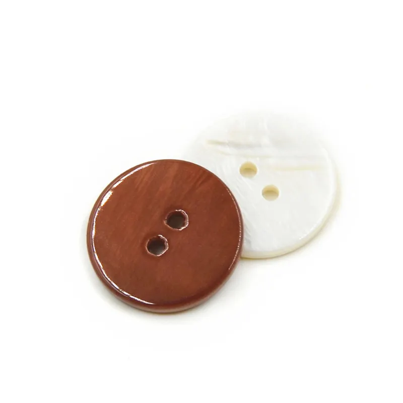 9mm-18mm lüks özel Logo kabul 2 delik gömlek için kişiselleştirilmiş klasik yuvarlak kahverengi ve beyaz kabuk düğmeleri