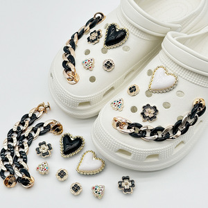 Nouveautés Luxe Bling Pierre <span class=keywords><strong>Noire</strong></span> Sabot Charme Strass Métal Décoration Accessoires Chaussures Chaussures Chaussures Décorations Chaussures Charmes - Product Image 1